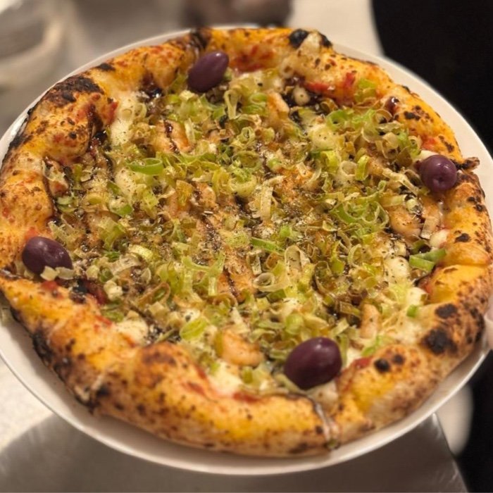 Pizza artesanal da Casa Faísca